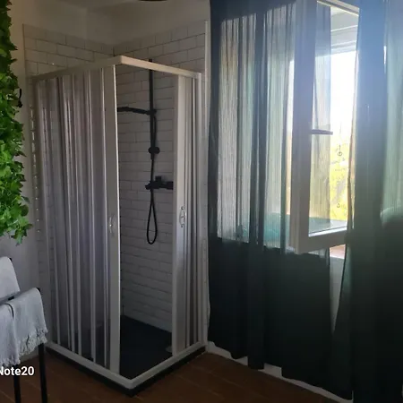 Boblin Blu Bed & Breakfast *